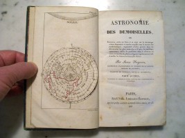 Volvelle on Frontispiece and Title Page