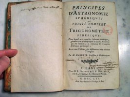 Principes d'Astronomie Sphérique, ou Traité Complet de Trigonométrie Sphérique by Antoine Rene´ Mauduit 1765
